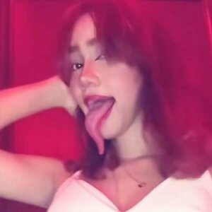 lenay_tongue