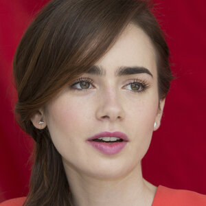 Lily Collins